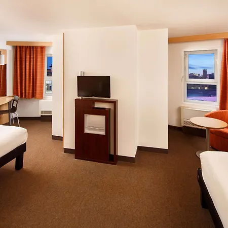 Ibis Centre New Street Station Hotel Birmingham