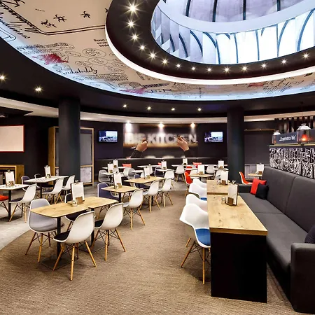 Ibis Centre New Street Station Hotel 3*