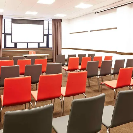 Ibis Centre New Street Station 3*