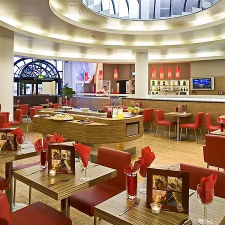 Ibis Centre New Street Station Hotel 3*